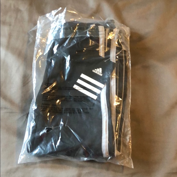 Adidas children’s athletic pants Black/gray stripe - Picture 5 of 5